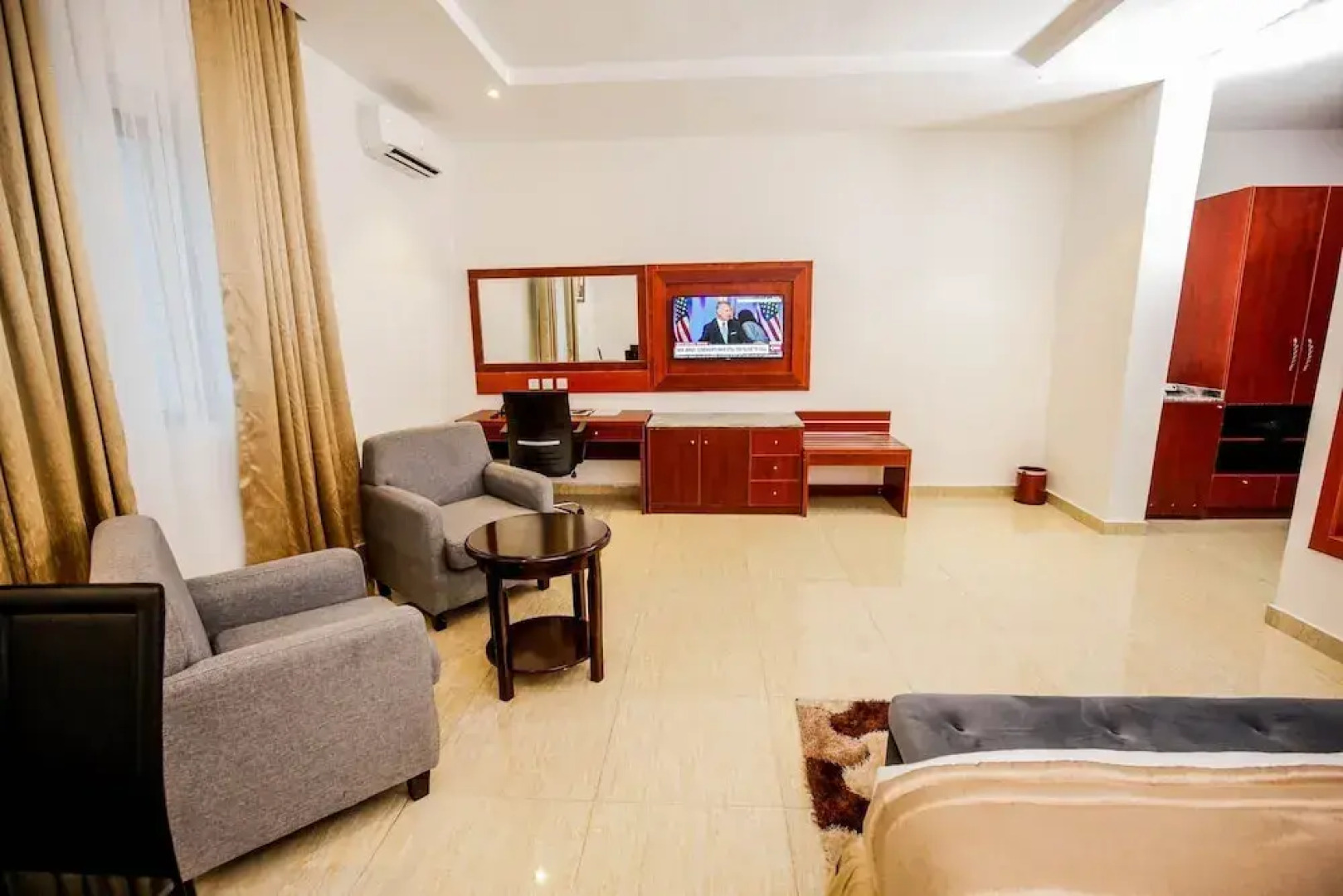 VINMILAN Hotel & Resort