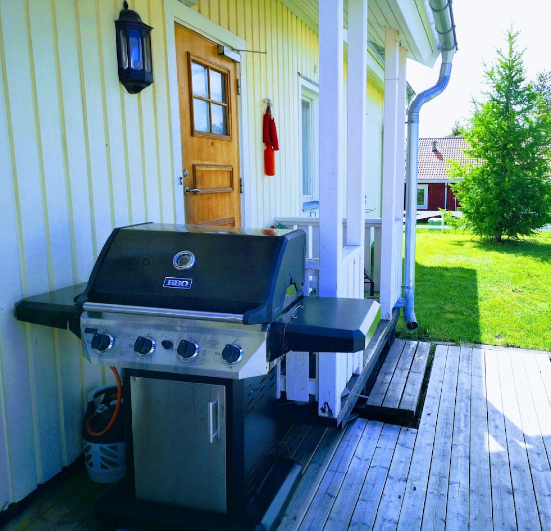 Arctic Light Holiday House