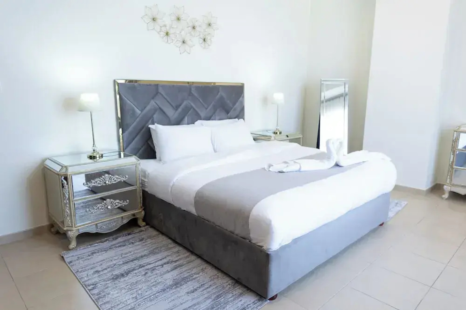 HAPPY SEASON I Amwaj apartment