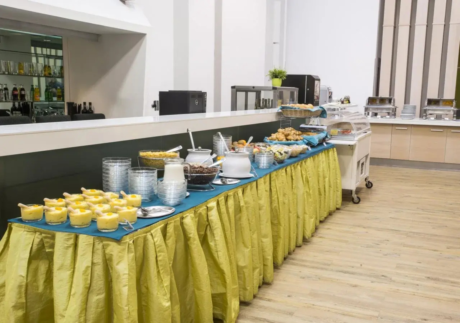 Atrium Fashion Hotel