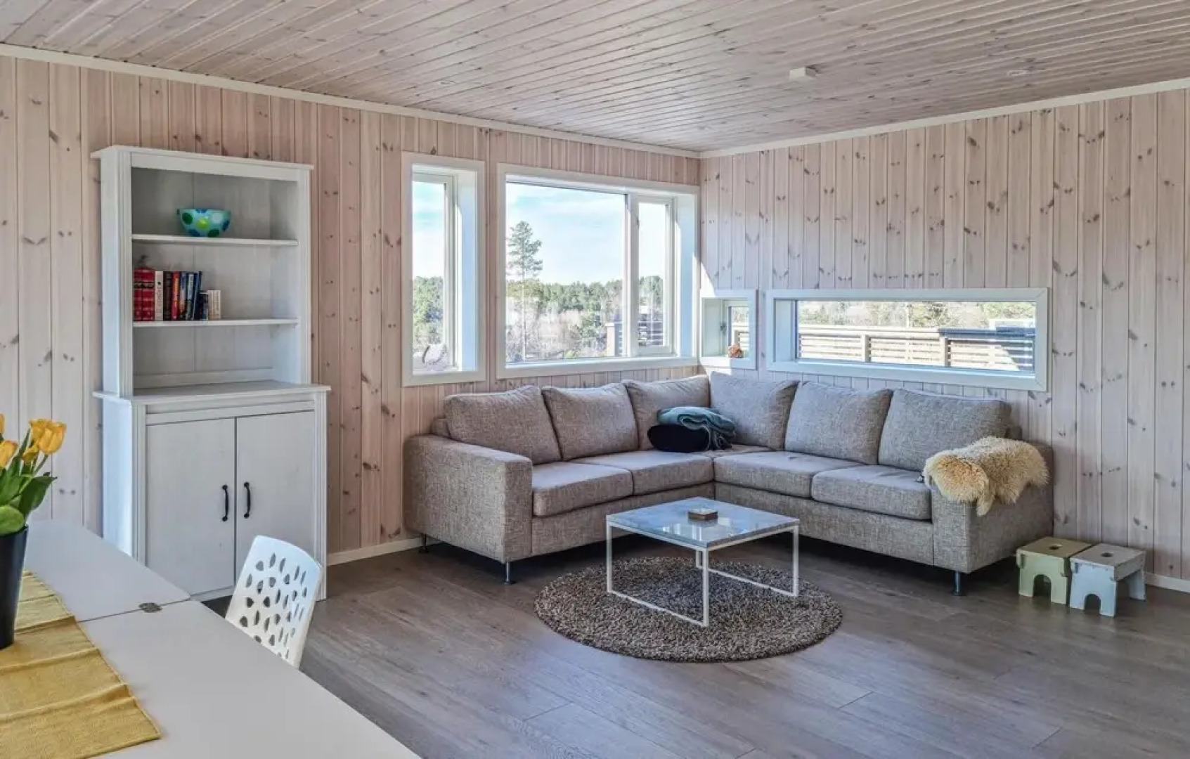 Stunning Home in Færvik With Wifi and 4 Bedrooms