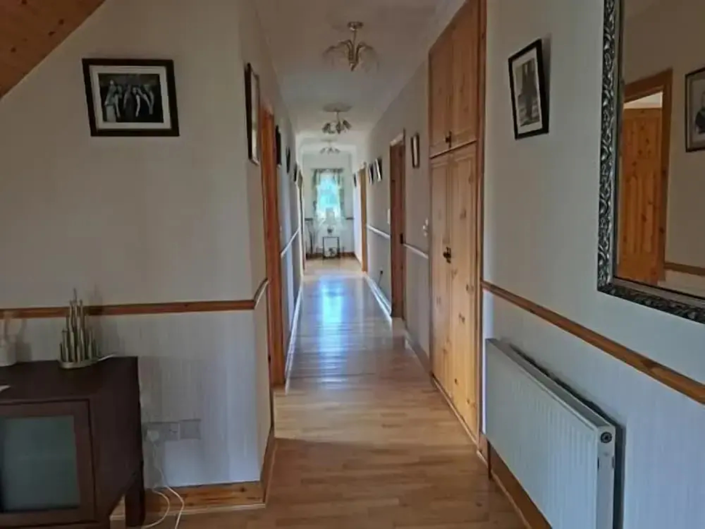 Spacious 6-bed House 10 Minutes From Knock Airport