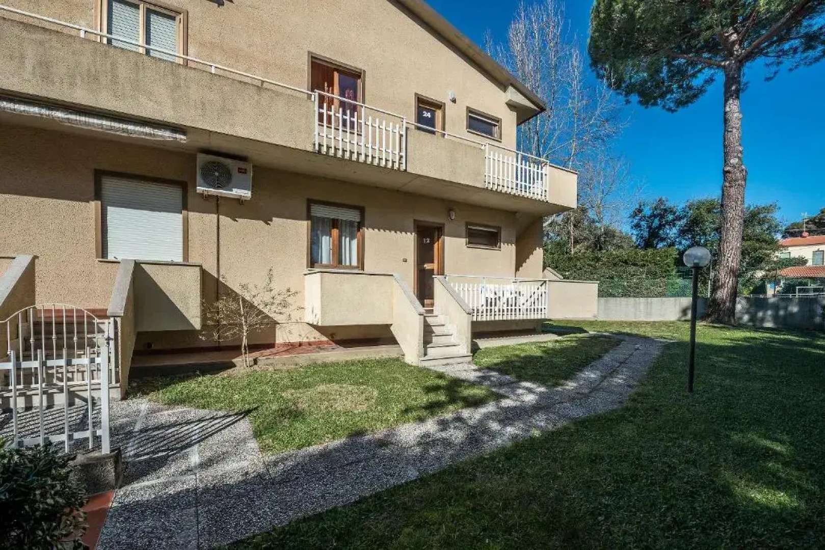 Caletta Apartments