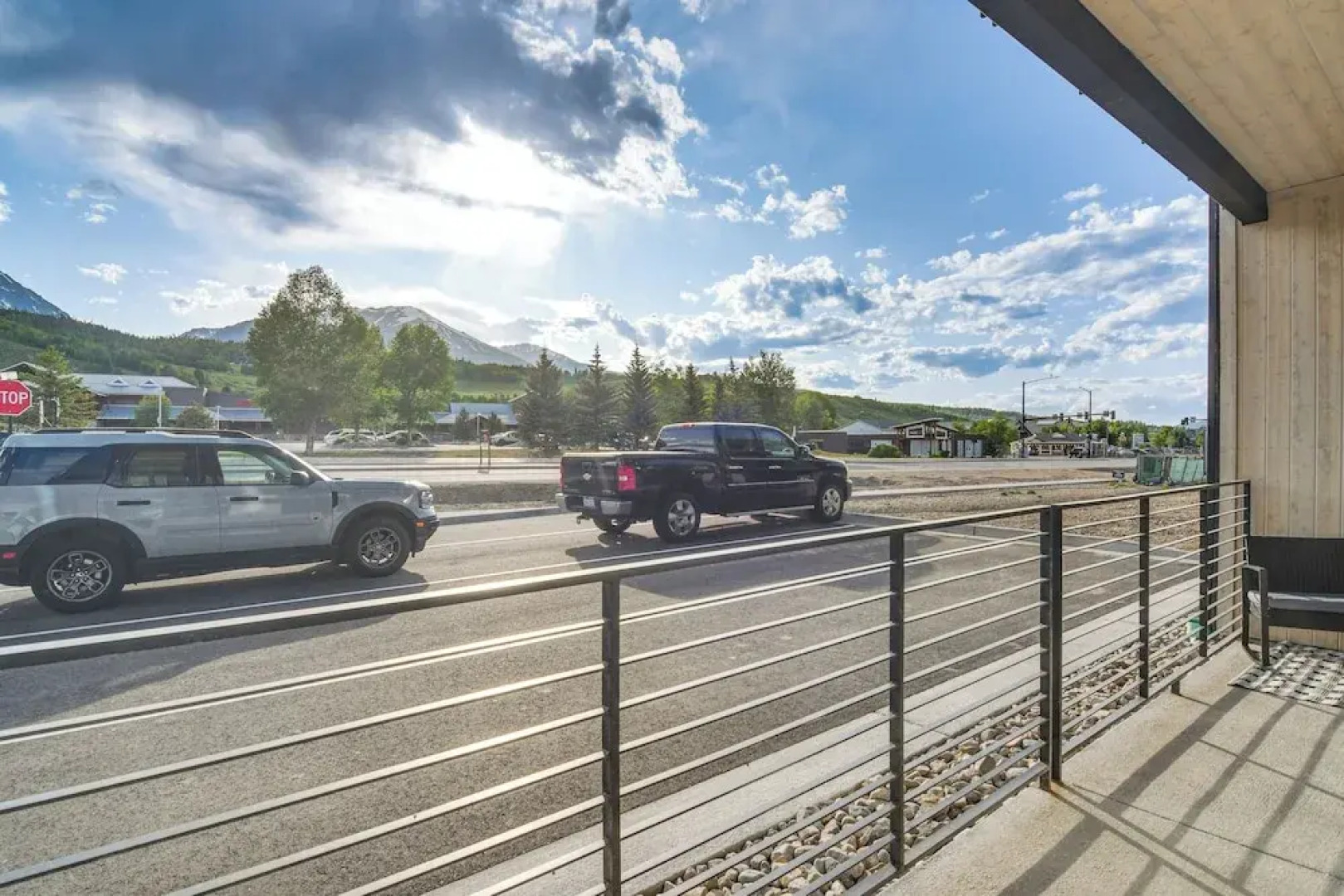 3 Mi to Lake Dillon: Condo Near Shops & Eats!