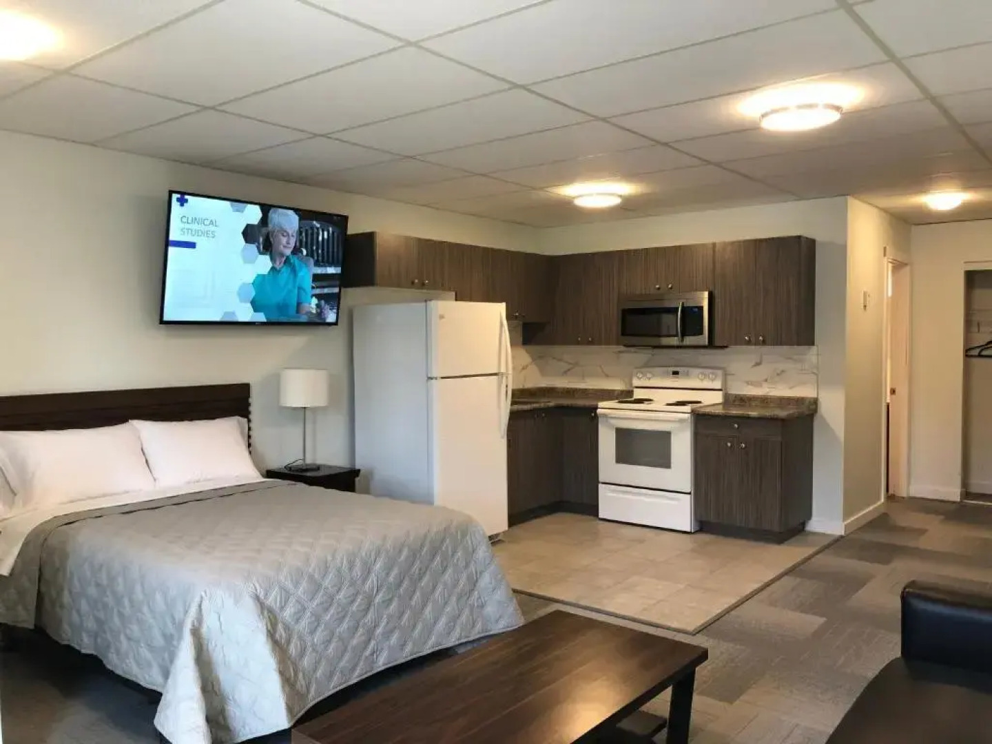 Onoway Inn And Suites