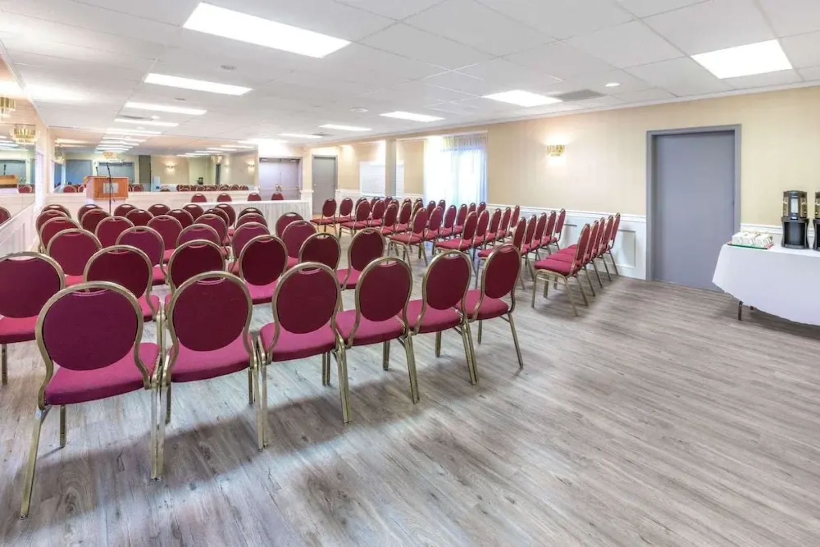 Ramada Coquitlam