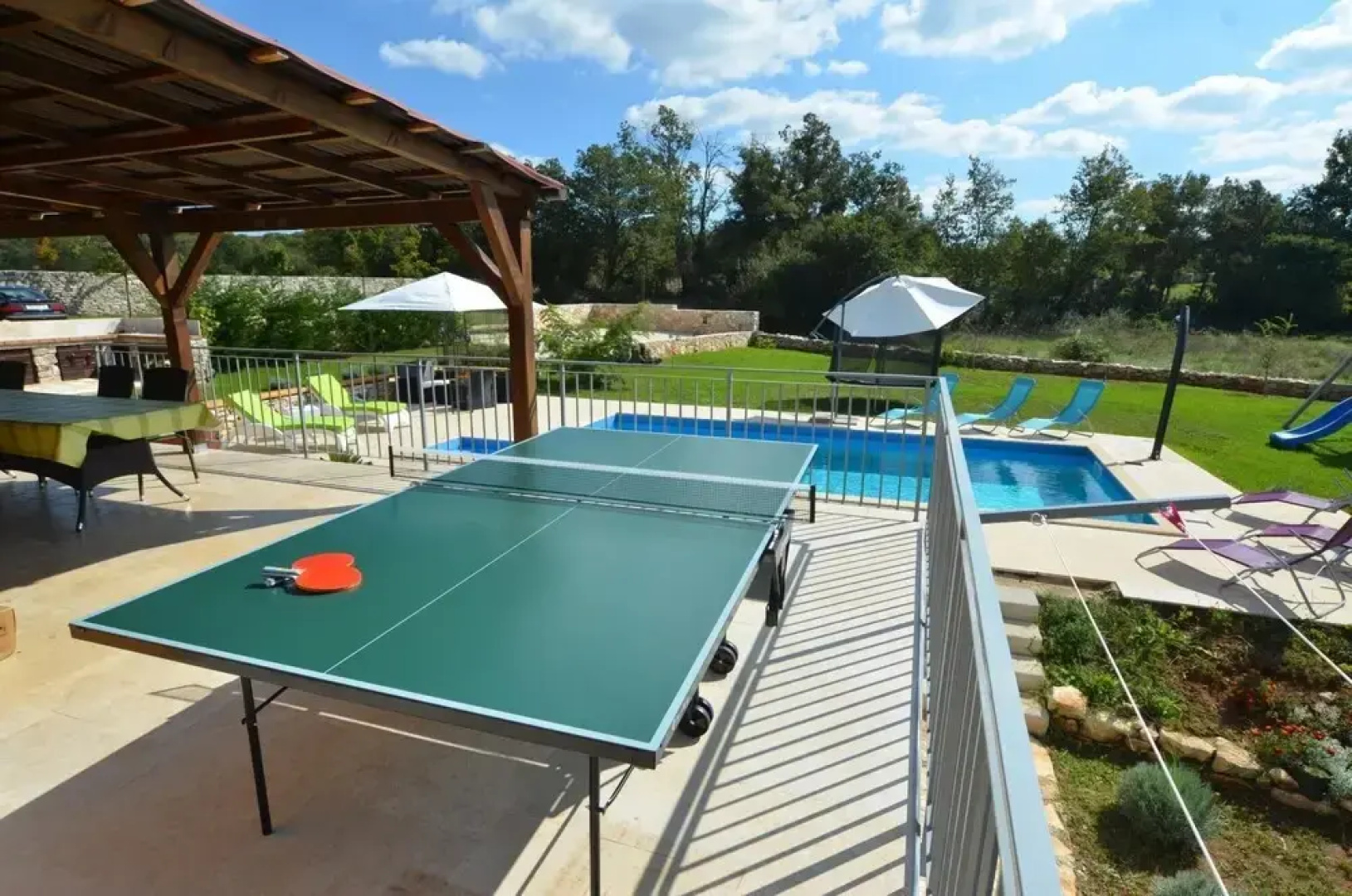 Villas in Kanfanar With 4 Bedrooms and 5 Bathrooms