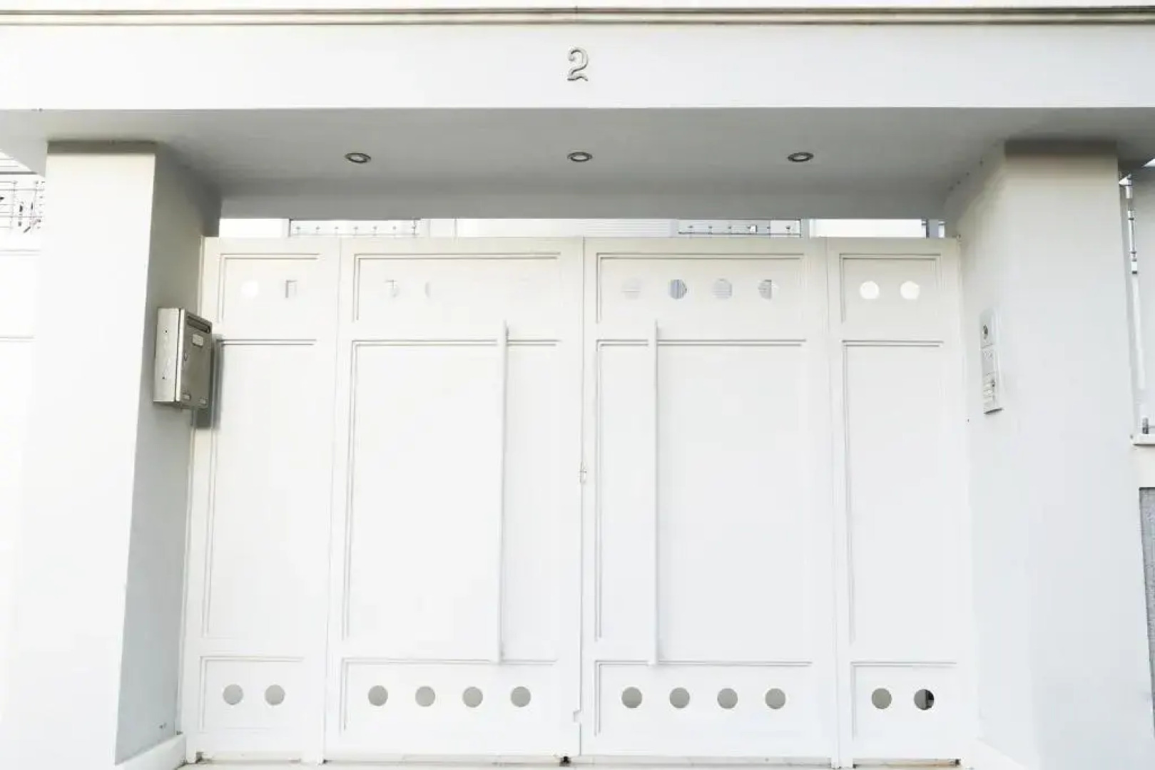 Villa d'Irene-near athens airport , 200 meters from the beach davis