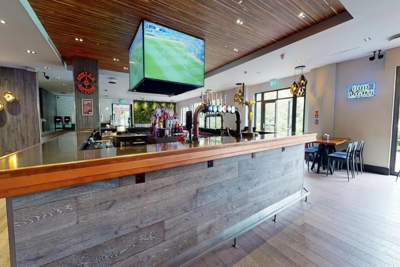 Village Hotel St David'S, Nr Chester