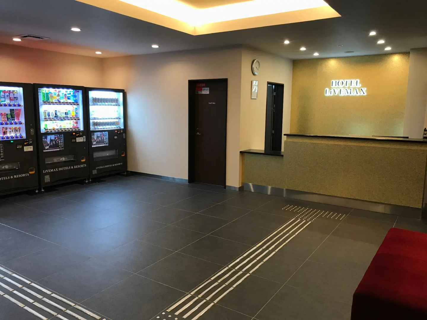 HOTEL LiVEMAX Kyoto Nijojo Nishi