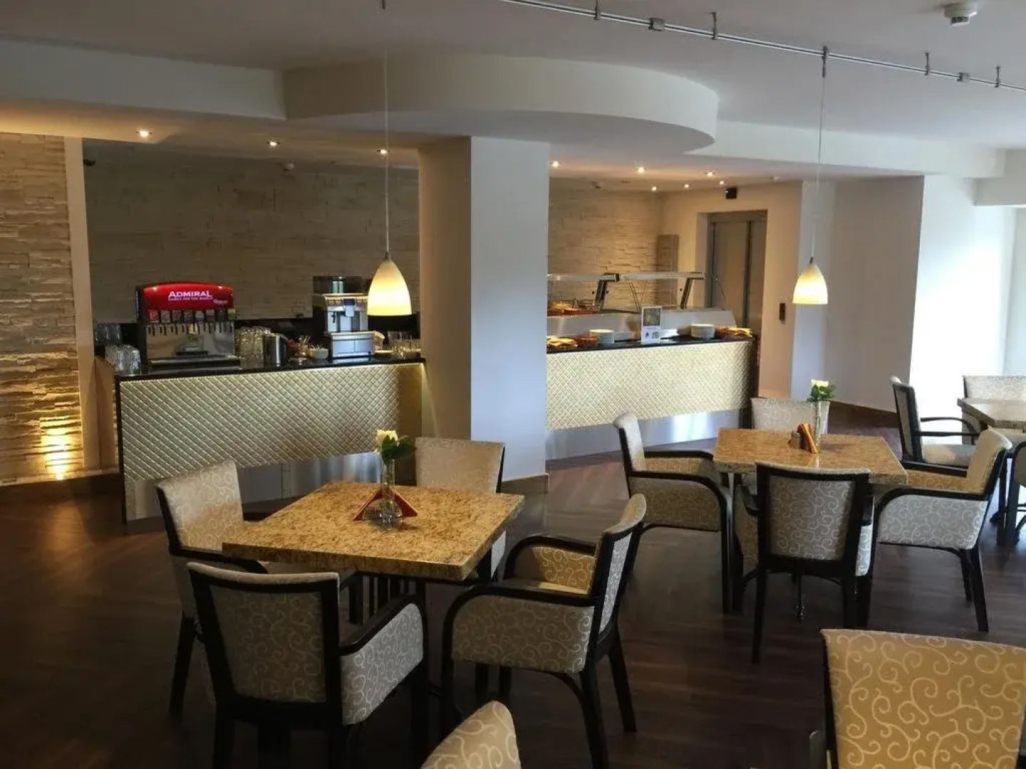 Casino & Hotel Admiral Strážný