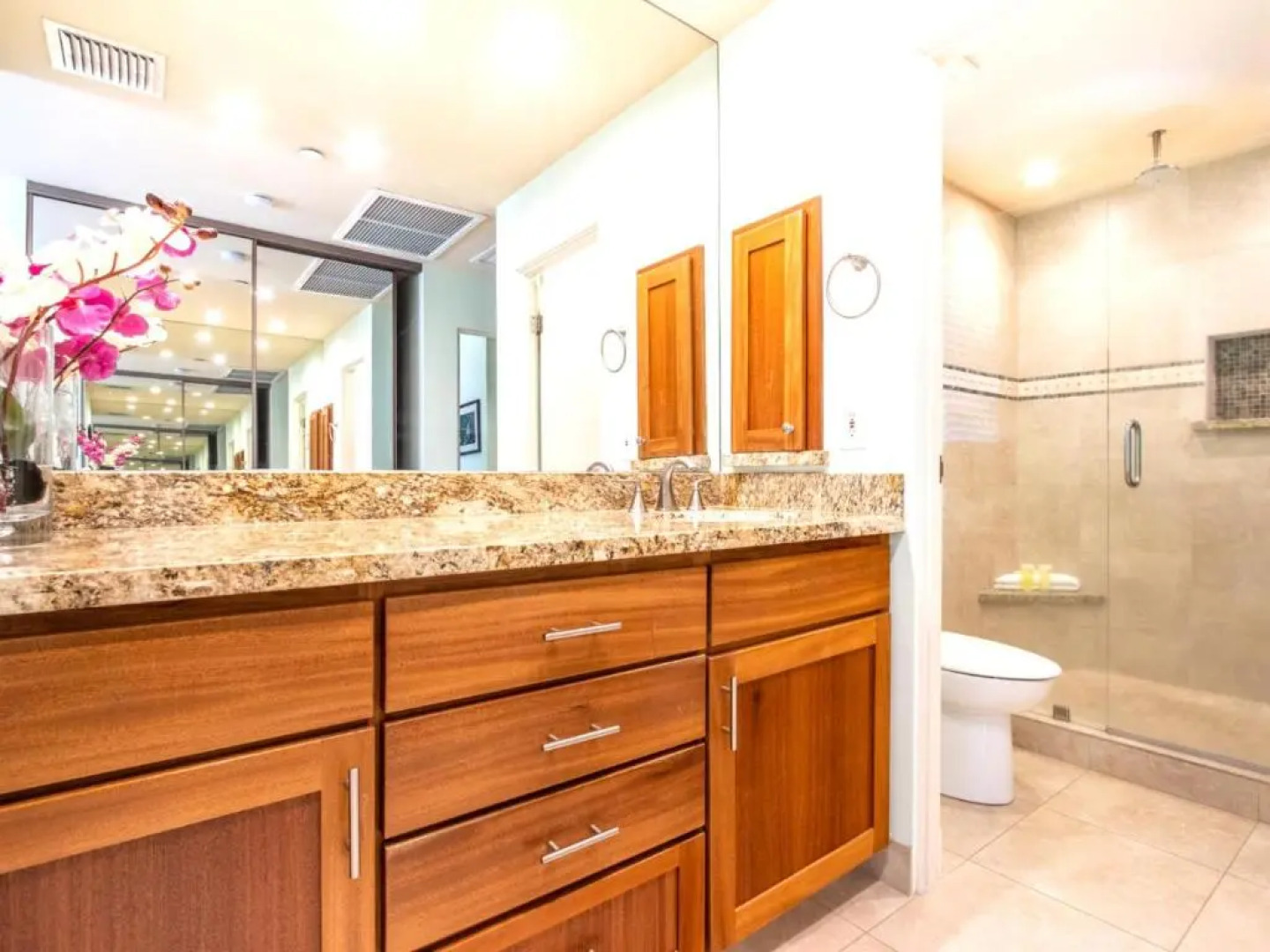 K B M Resorts- KGV-14V3 Oversized 2Bdrm sweeping ocean views remodeled premium upgrades