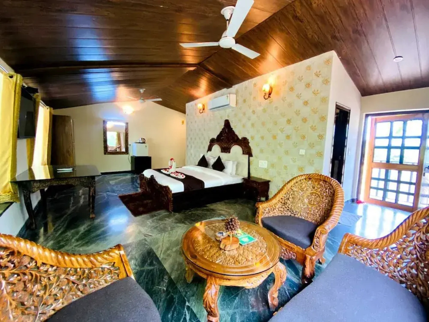 Lohagarh Corbett Resort