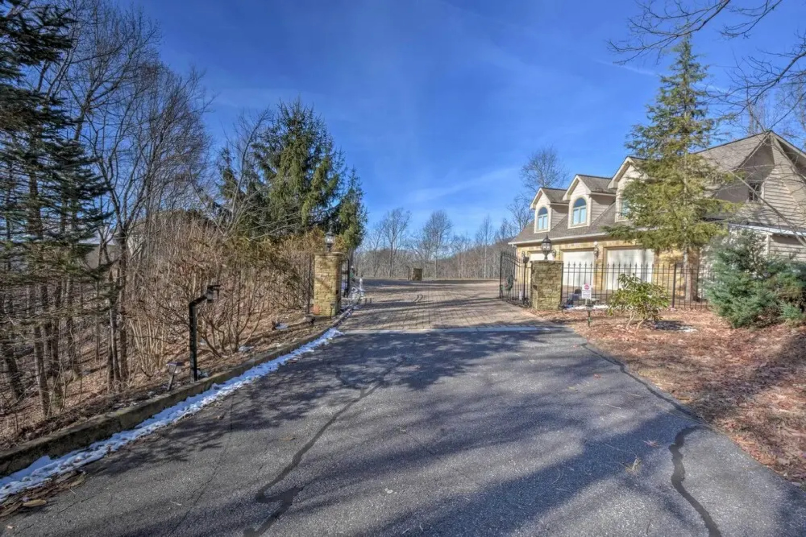 Cozy Vacation Rental Near Lake Chatuge!