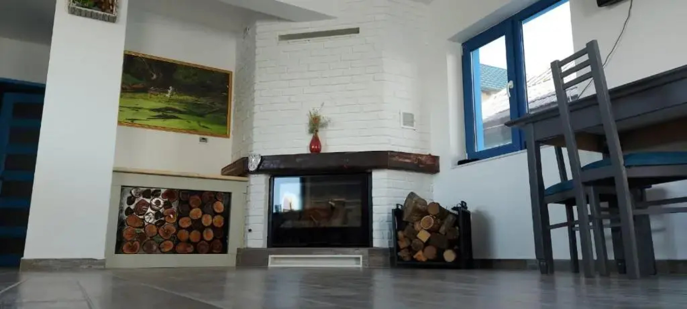 Delta Summer House Crisan