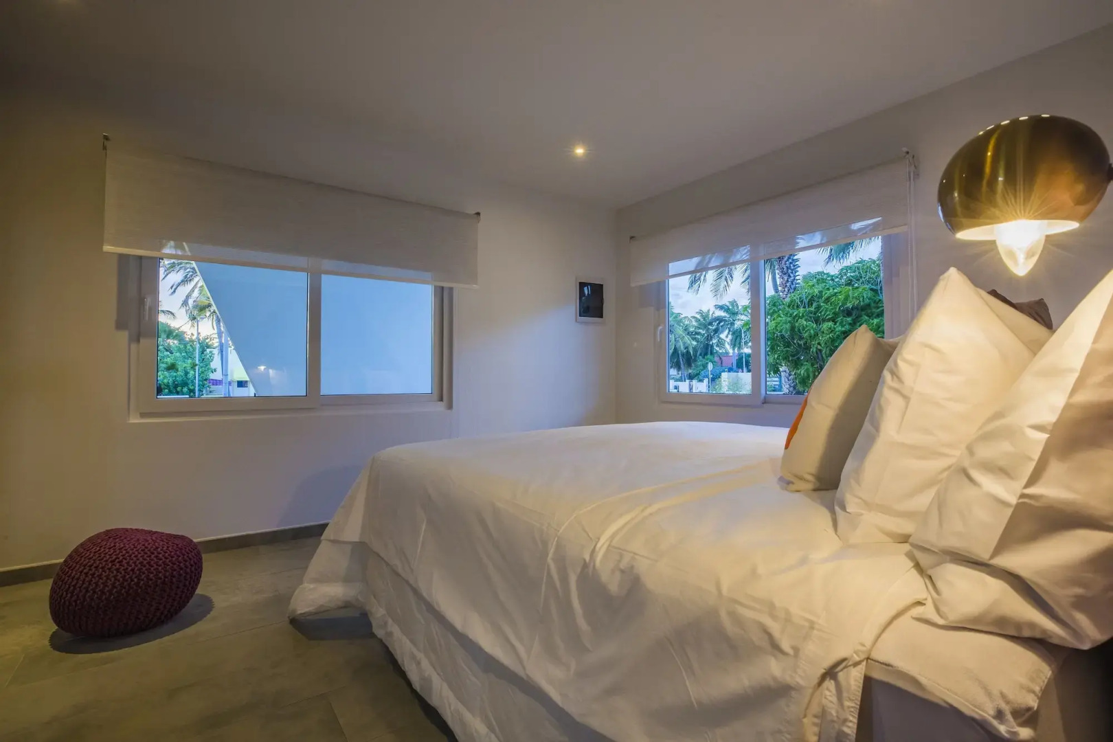 Boca Catalina Modern Villa