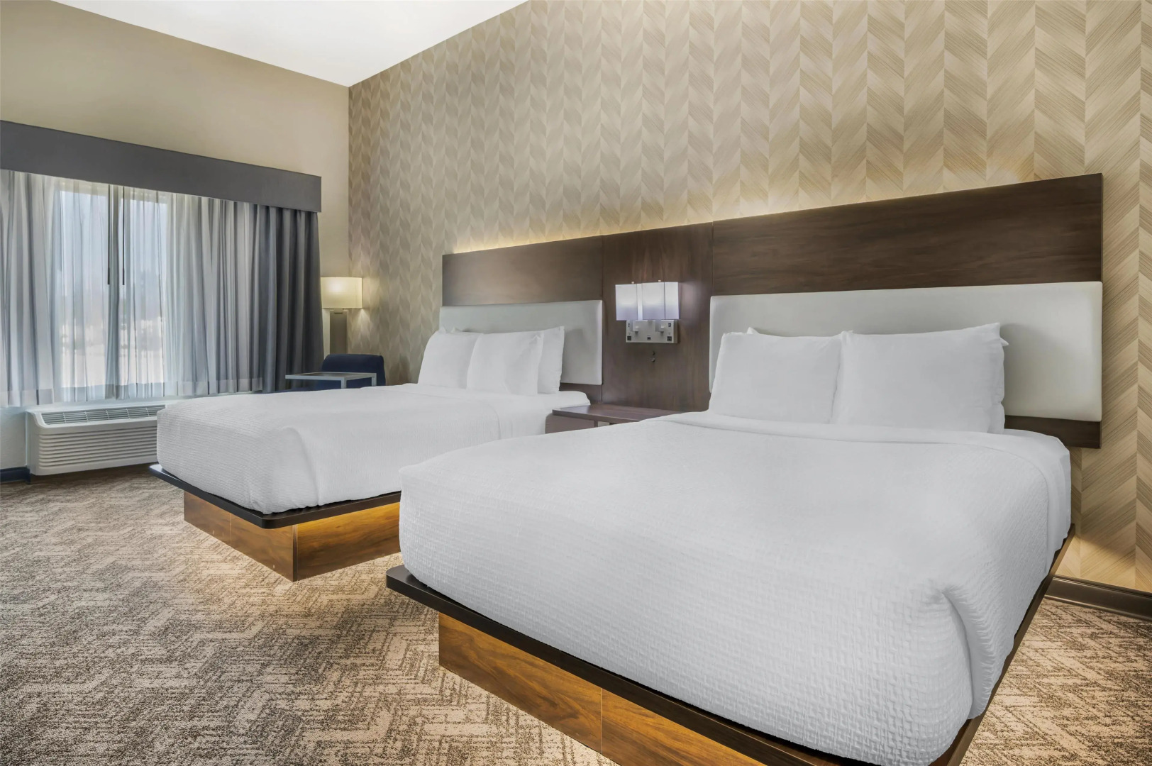 Best Western Plus Parkside Inn & Suites