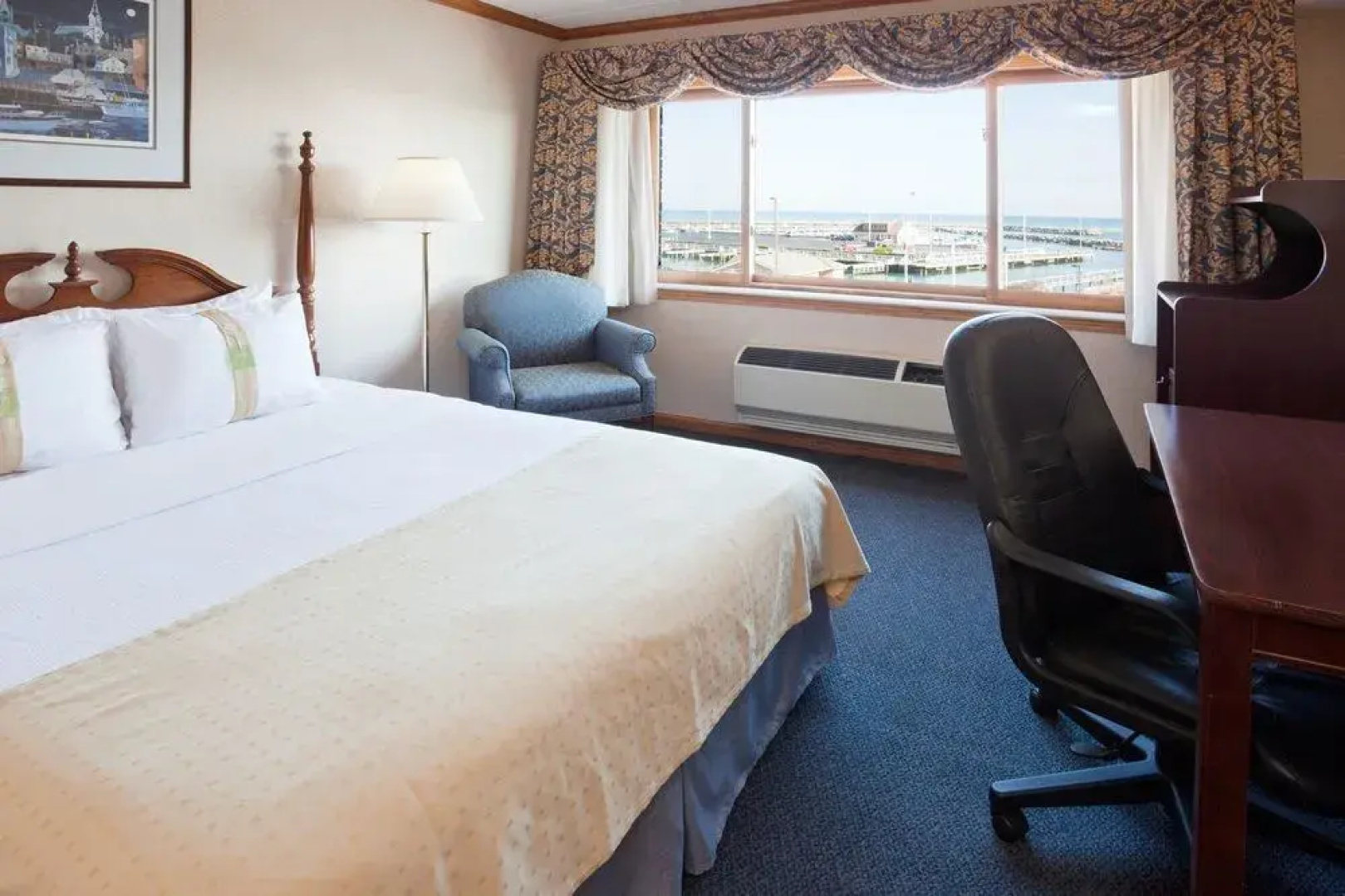 The Harborview, Ascend Hotel Collection