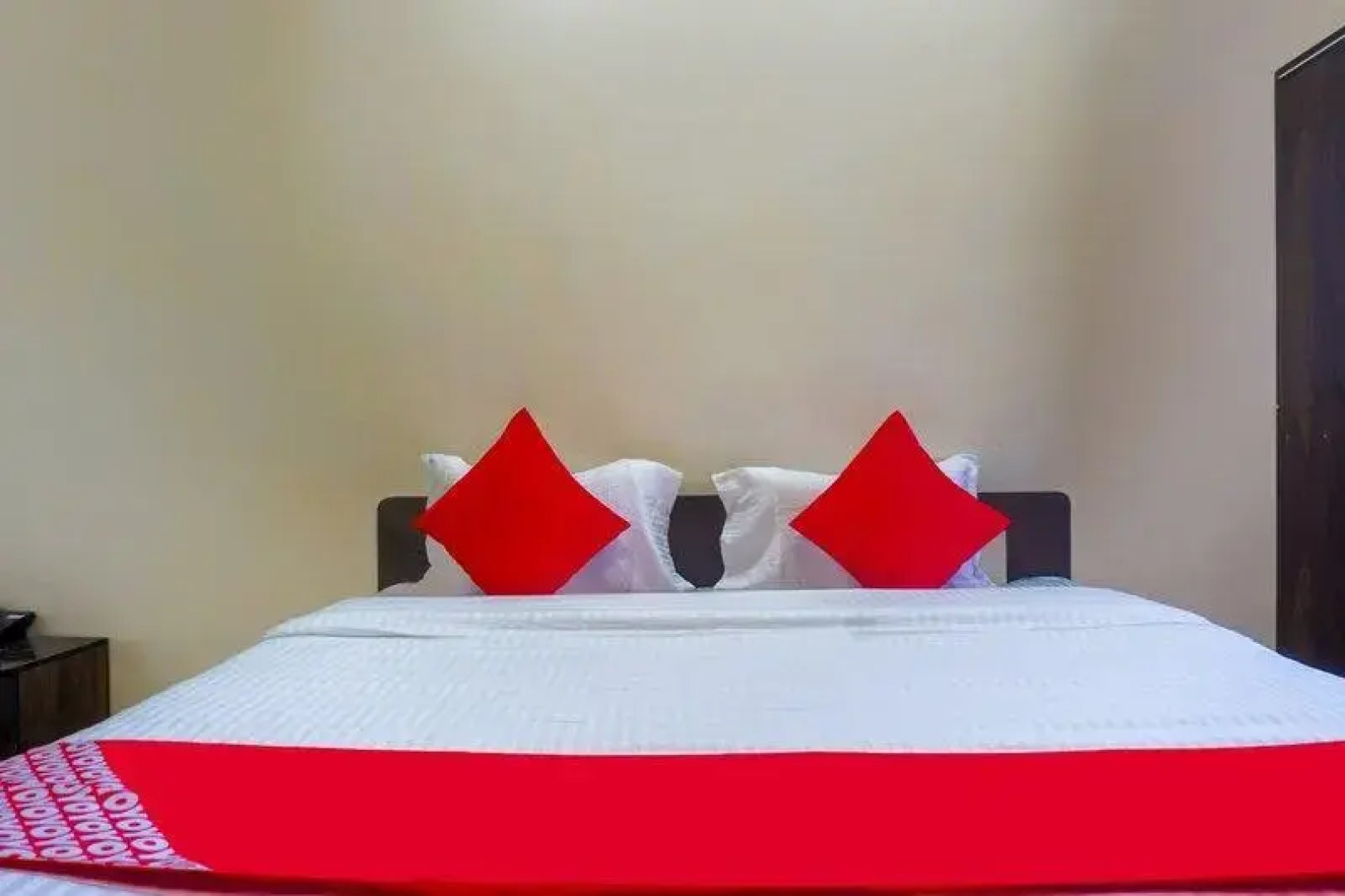 Hotel Galaxy Inn by OYO Rooms