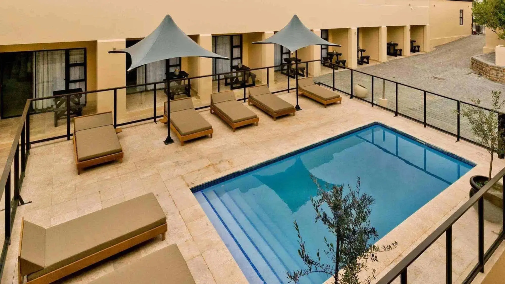 Clanwilliam Hotel by Country Hotels