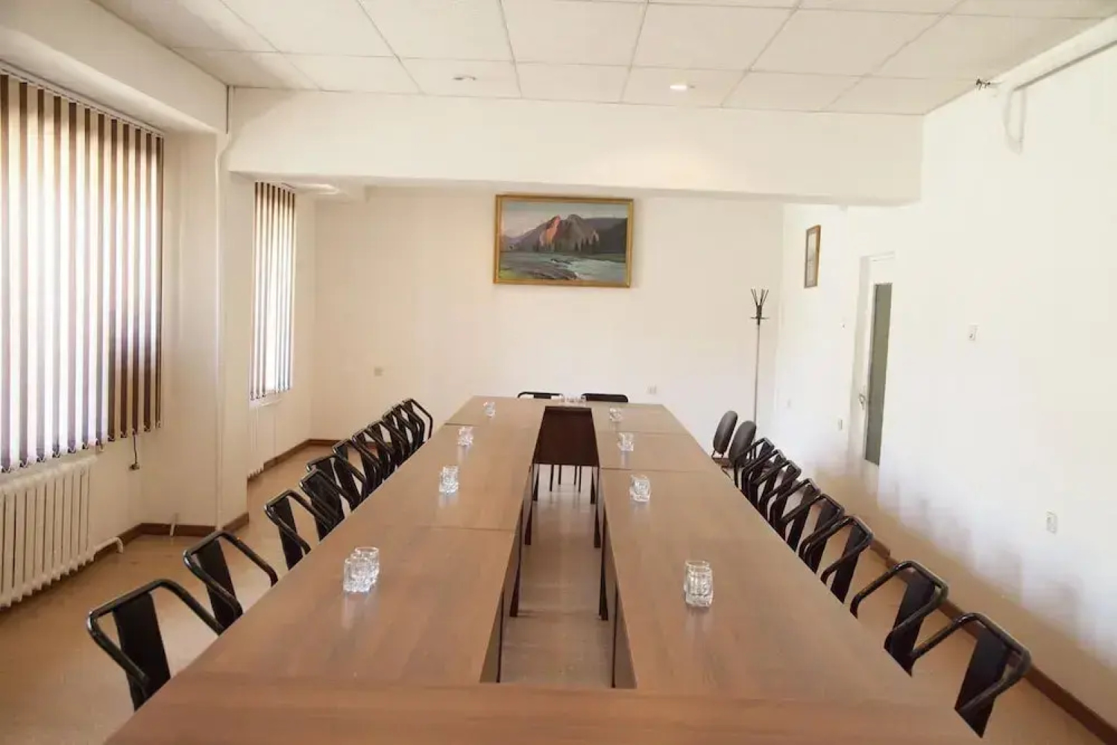 Club Hotel  Dostuk