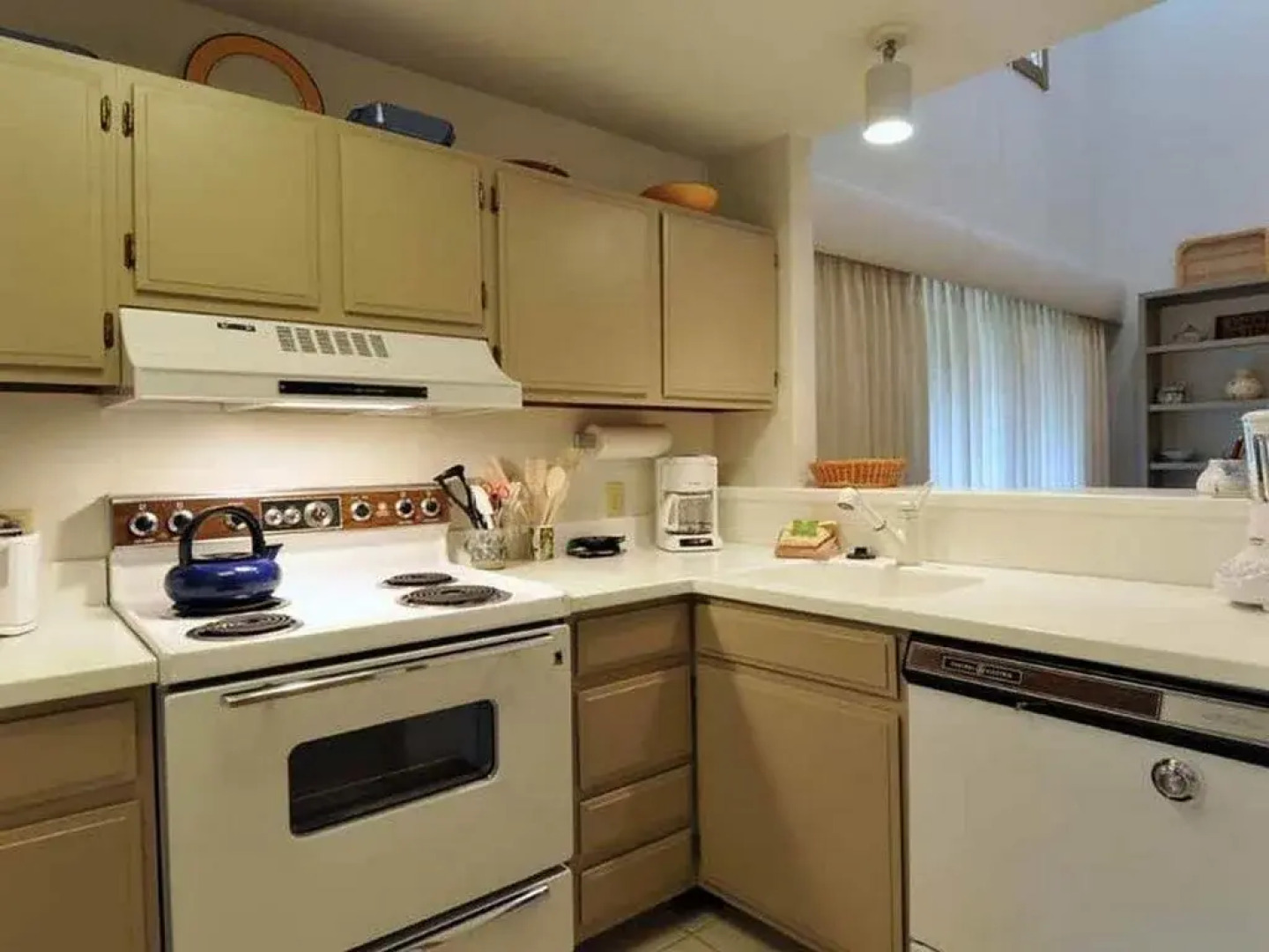 Greyhawk Condominiums Warm Springs, Great Location for Bike and Ski