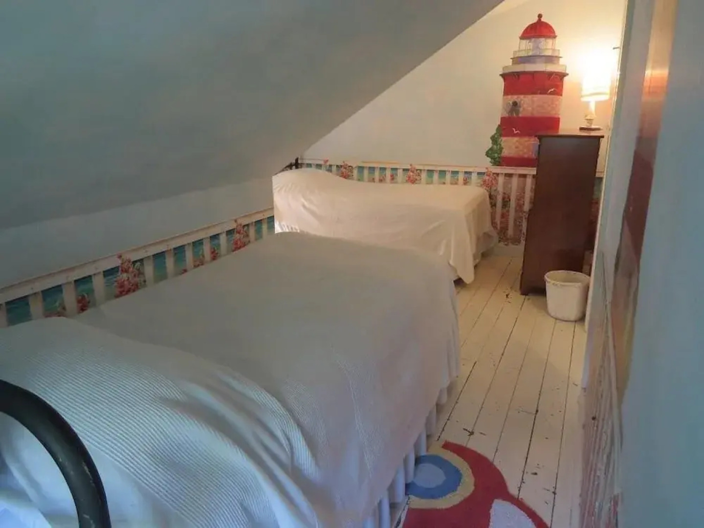 16 Flakeyard Way - Four Bedroom House