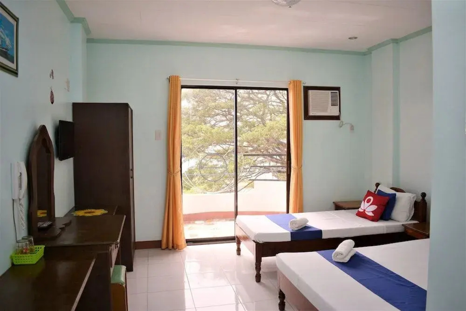 Zen Rooms Baywalk Palawan