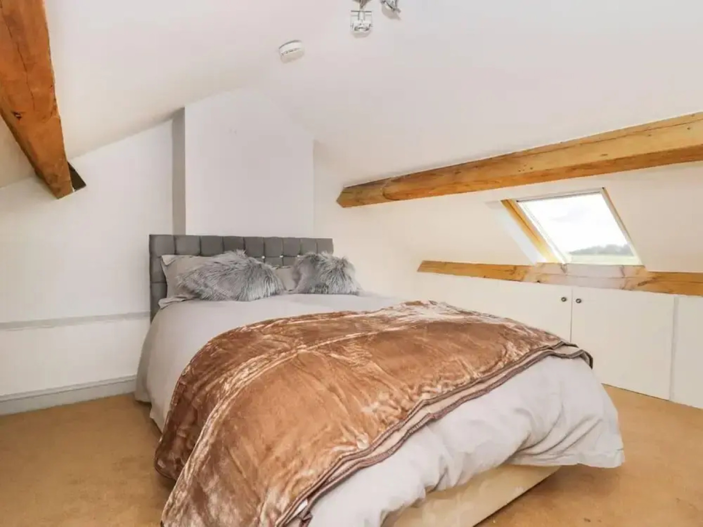 Meagill Farmhouse, hot Tub, bbq hut