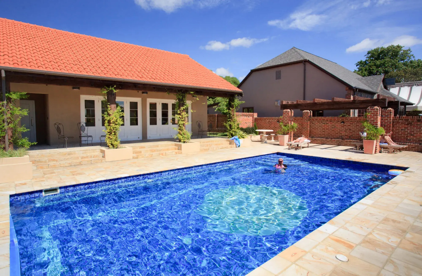 Grand Arden Monaco Nelson