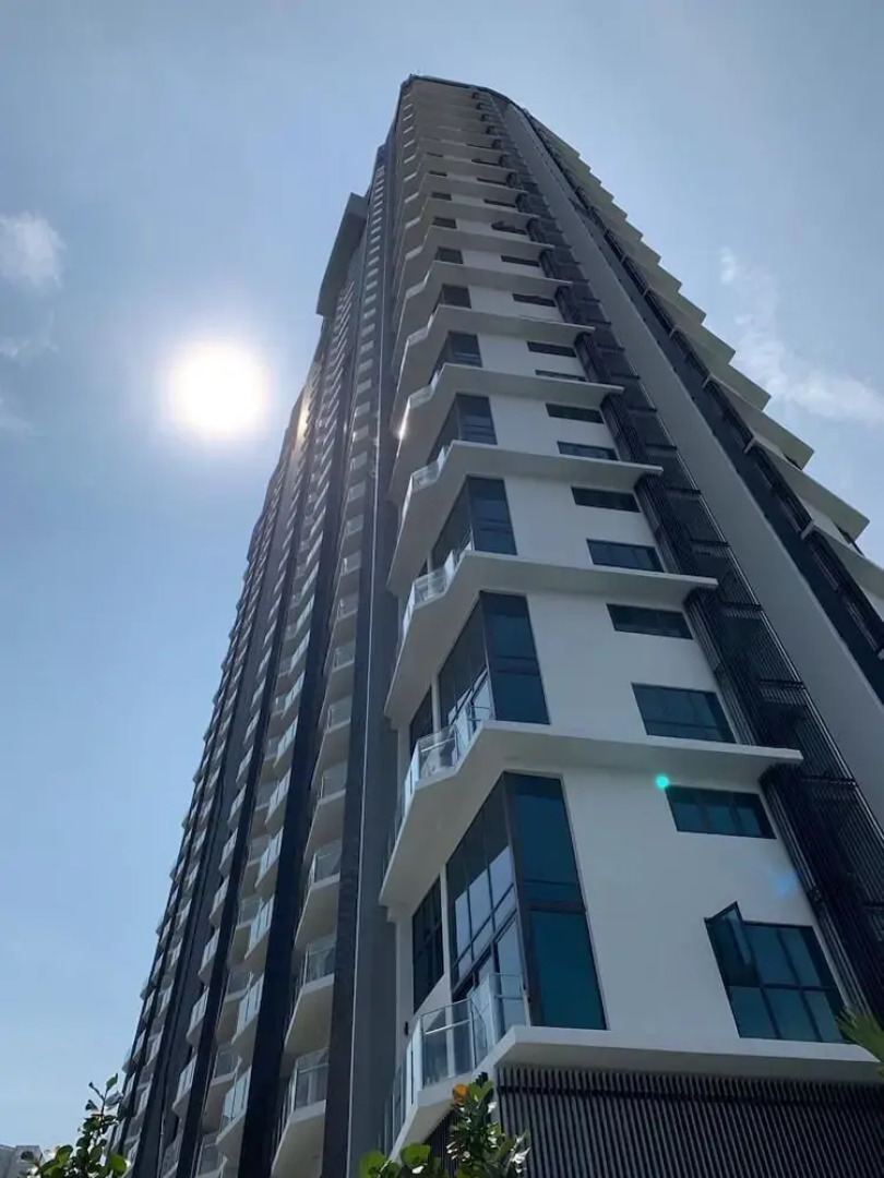 Urban Nomad at Almas Suites