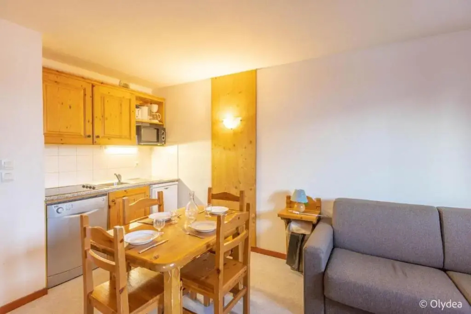 Adonis Fontaine du Roi by Olydea