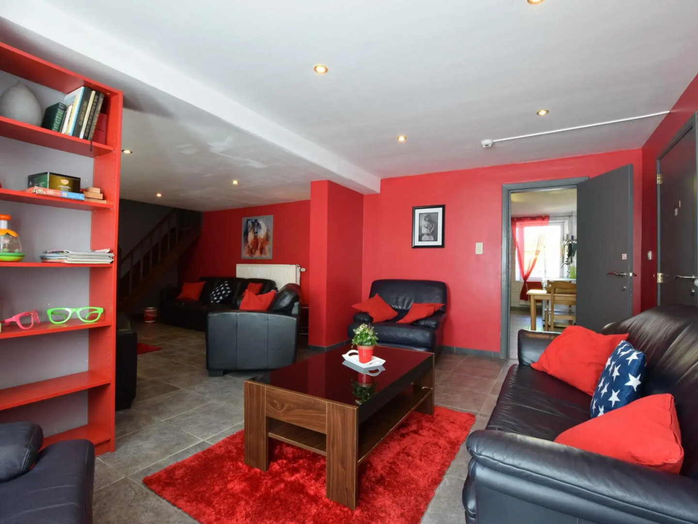 Pleasant Holiday Home with Sauna and Jacuzzi in Courtil