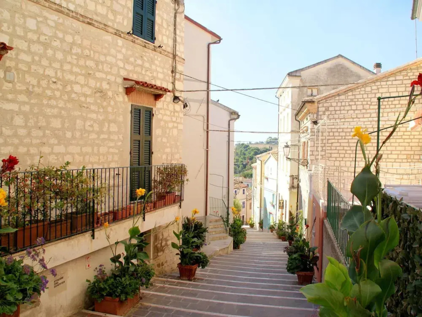 Neat Apartment With air Conditioning Near the Beach