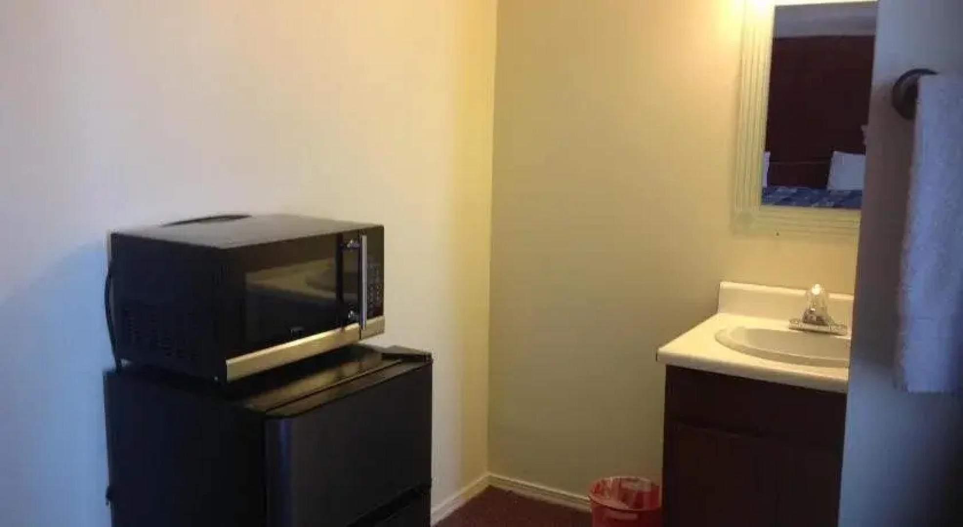 Hampton Harbor Motel