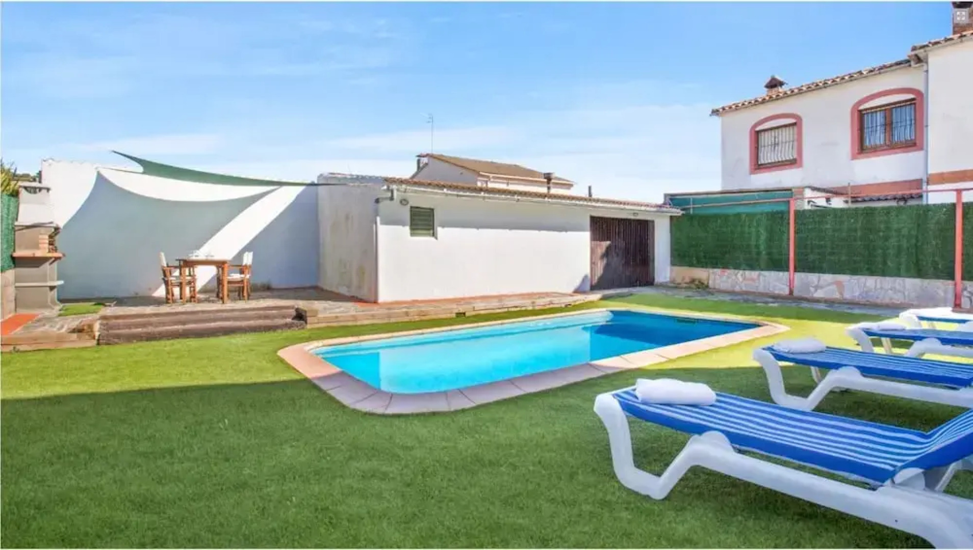 Apartment - 3 Bedrooms with Pool - 107533