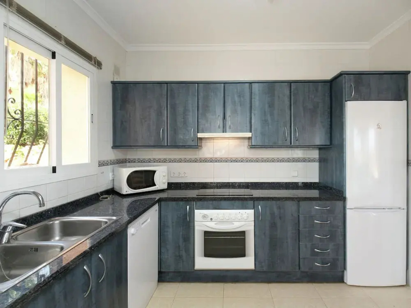 Beautiful Holiday Villa With Private Swimming Pool in Quiet Benitachell