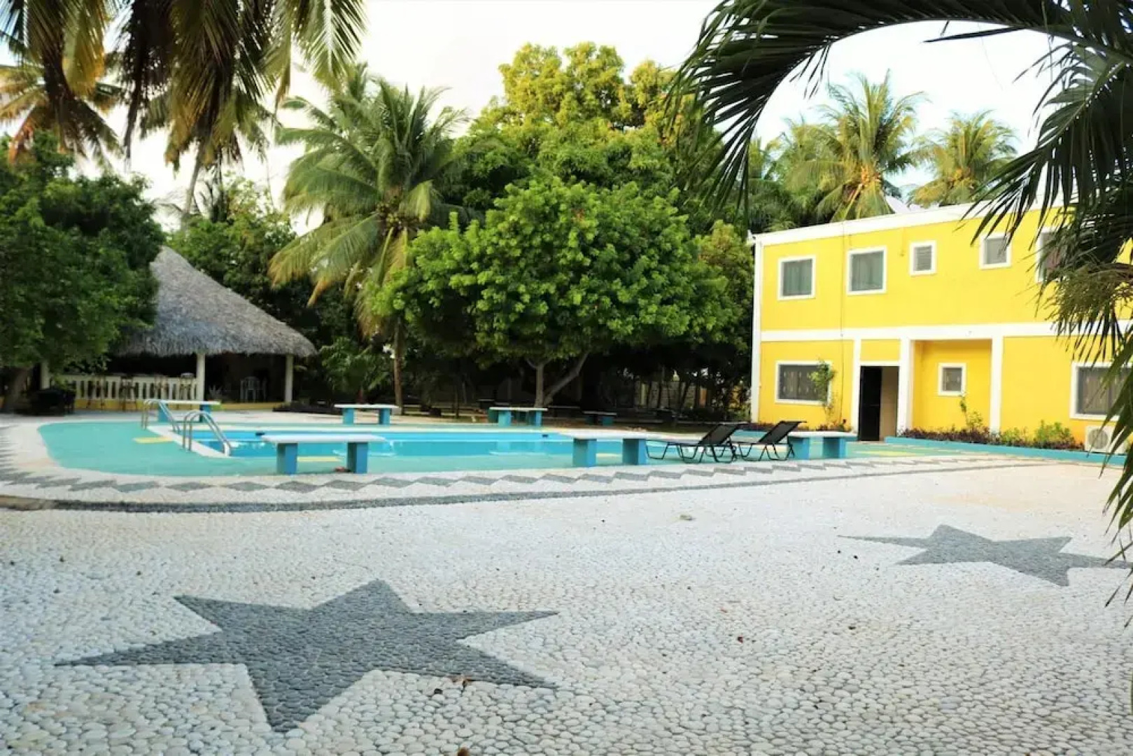 Hotel Villas del Mar