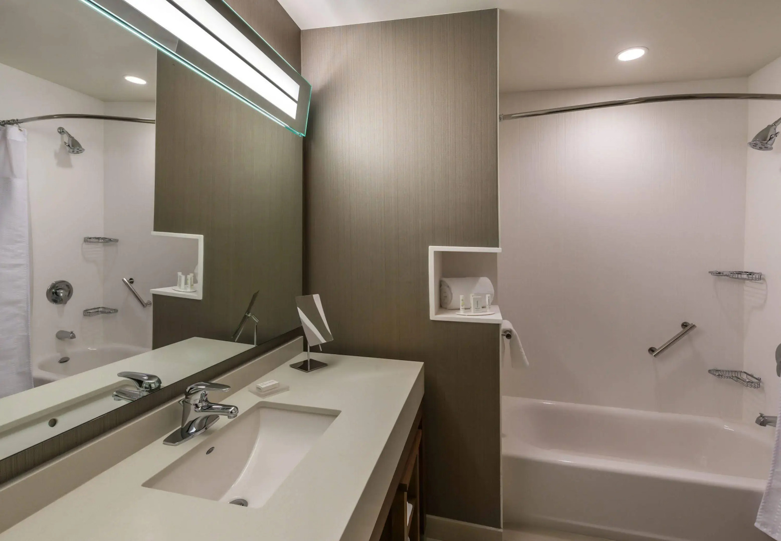 Courtyard Reno Downtown/Riverfront