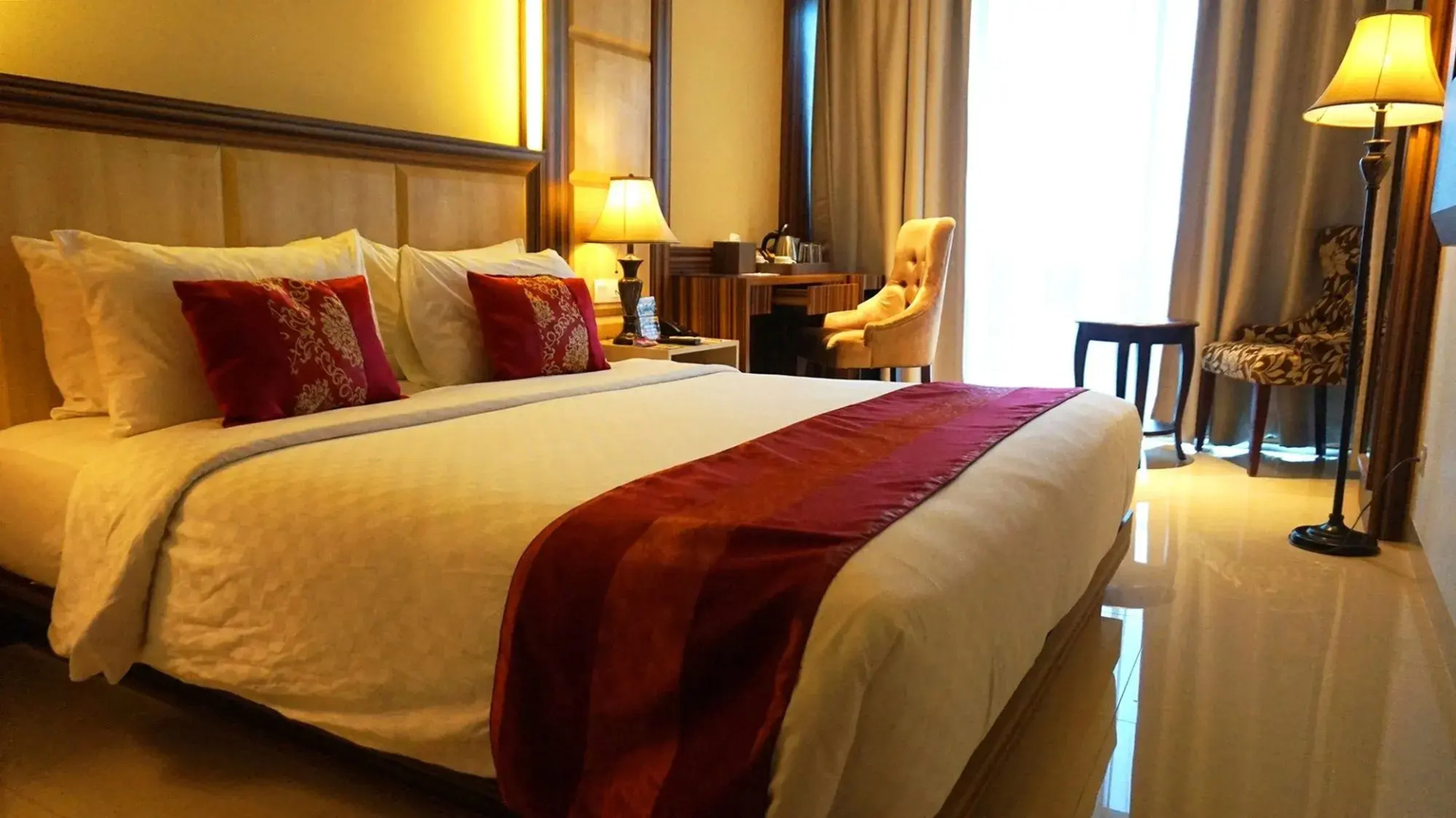 Sapphire Sky Hotel BSD City