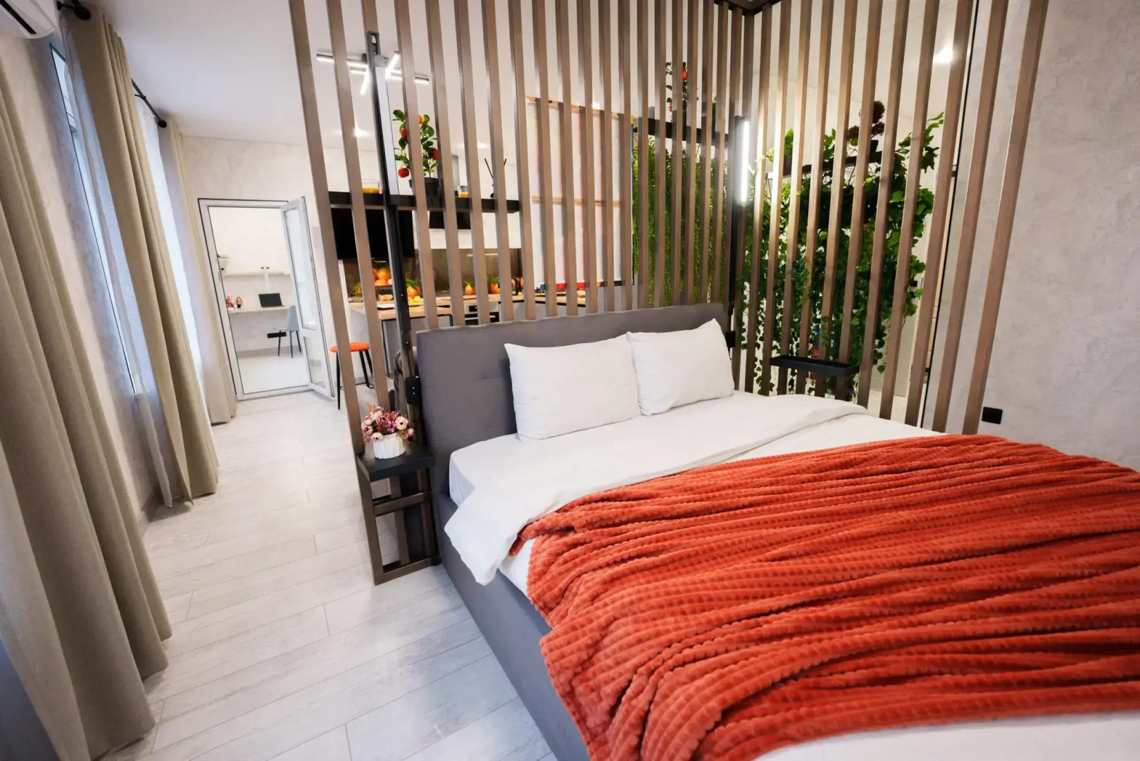 KluchnikOFF (КлючникОФФ) на проспекте Масленникова 14А корпус 1