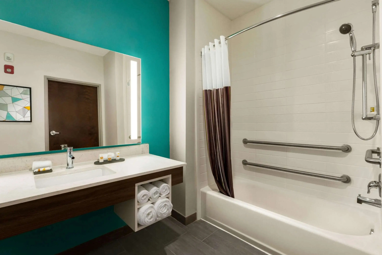 La Quinta Inn & Suites by Wyndham Richmond-Sugarland