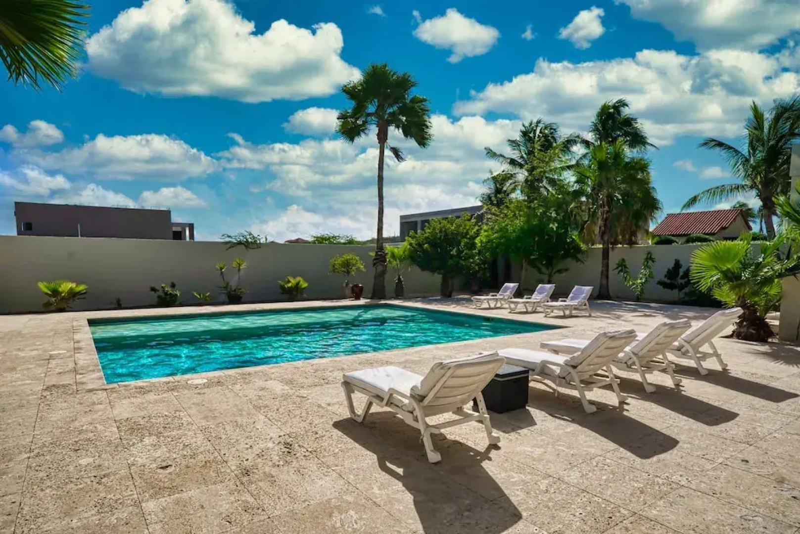 Direct Ocean Front Villa With Private Pool + View! Boca Catalina Malmok!