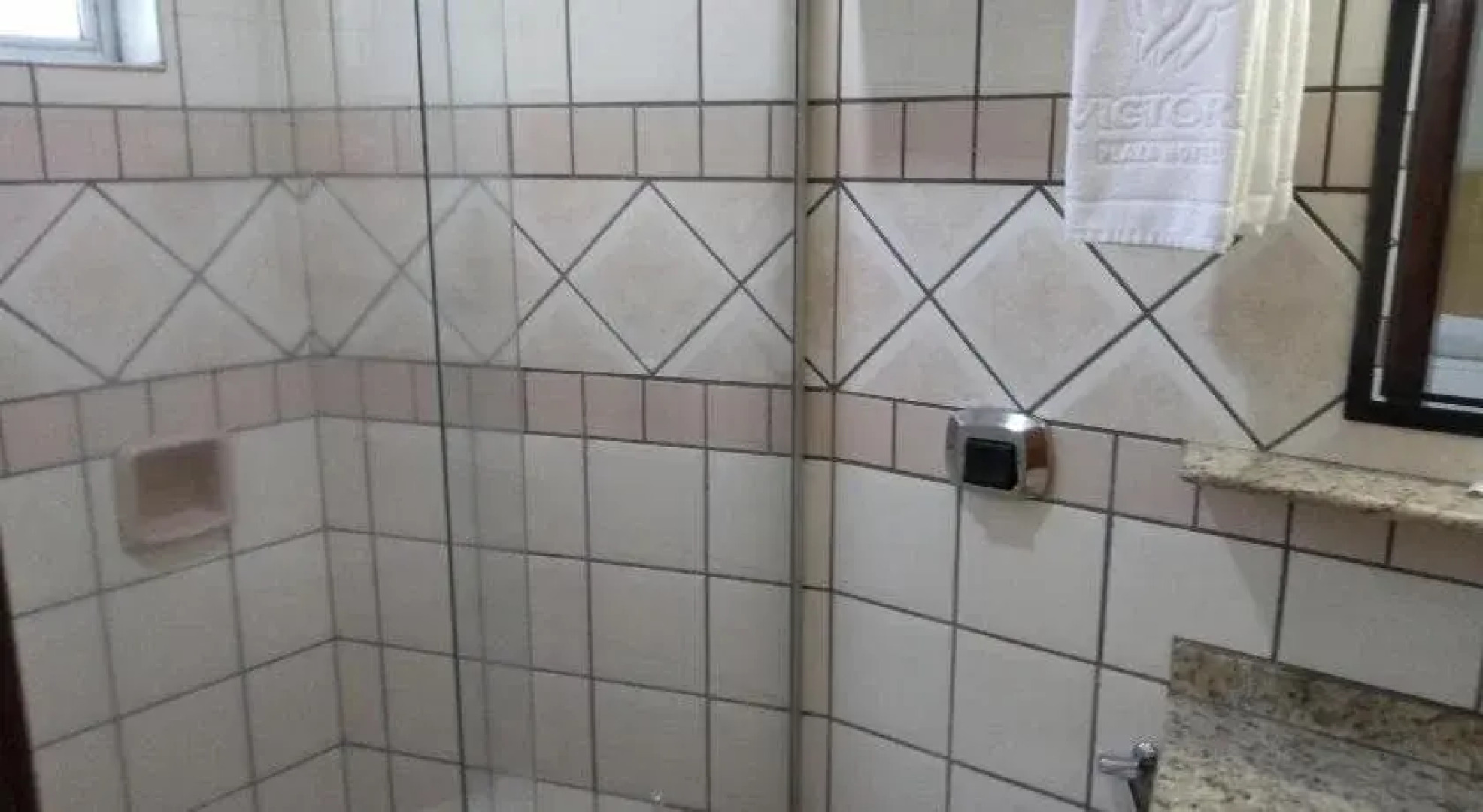 Victoria Plaza Hotel