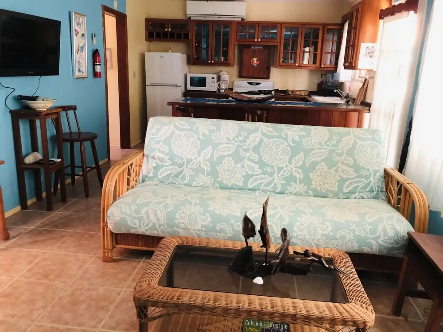Coral Cove Inn