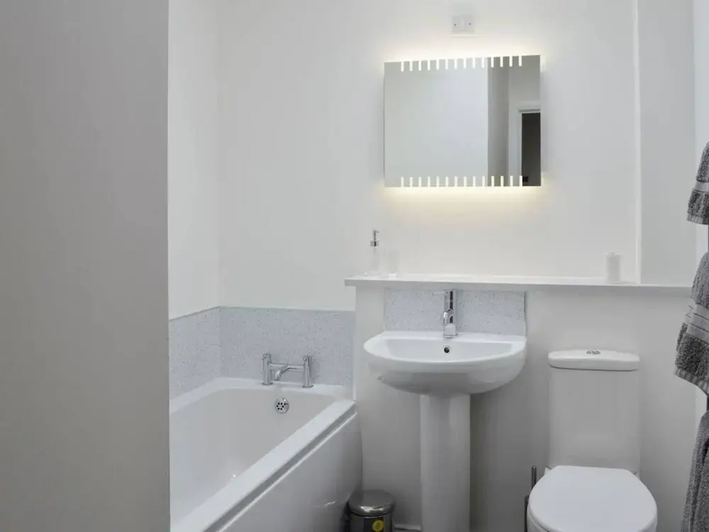 Stunning 3-bed Cottage in the Village of Tomintoul