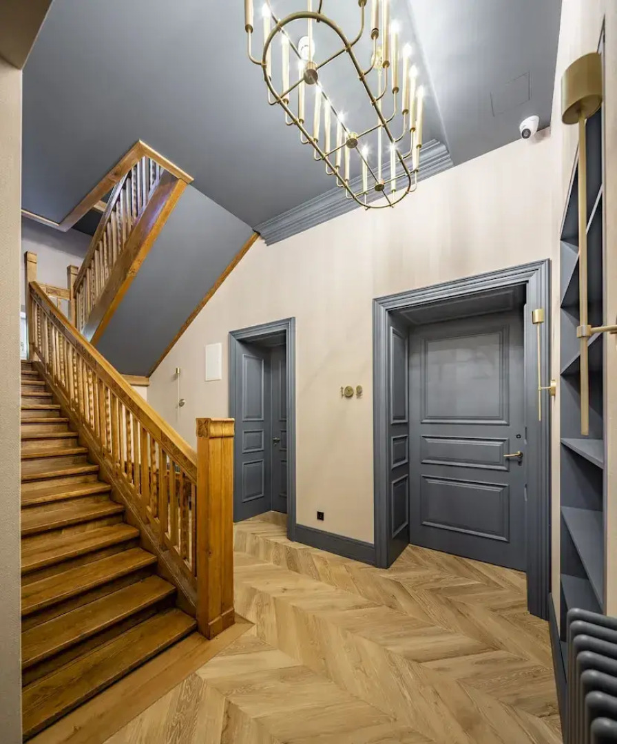 Отель Lion’s Castle