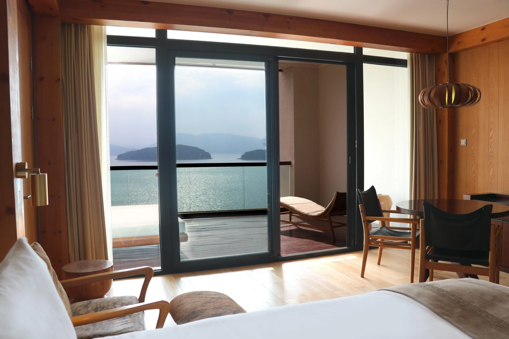 InterContinental One Thousand Island Lake Resort by IHG