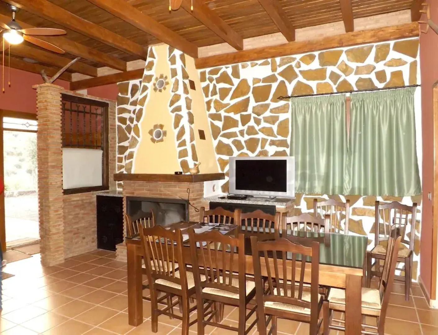 Villa With 5 Bedrooms in La Guardia de Jaen, With Wonderful Mountain V