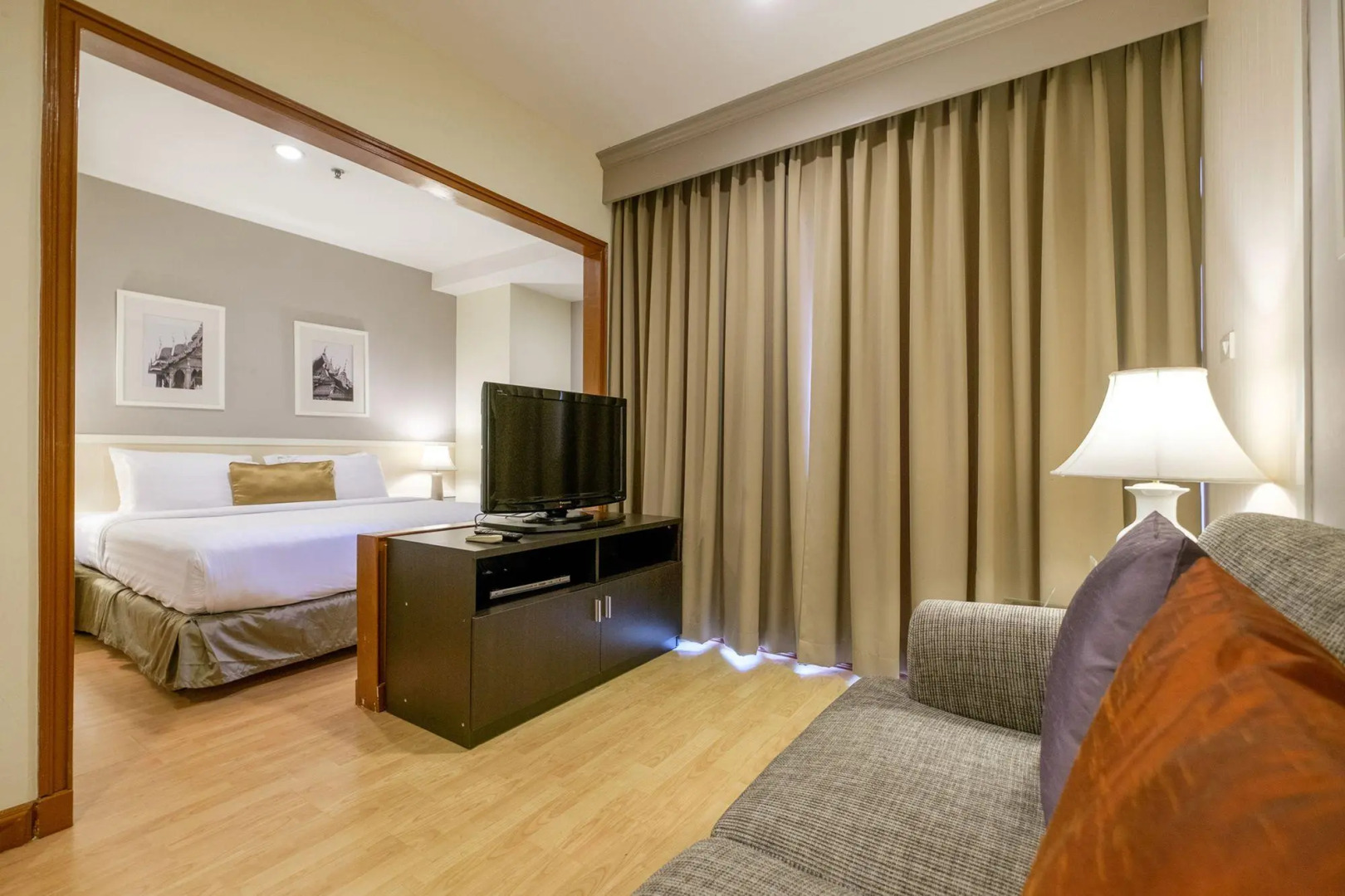 Evergreen Place Siam by UHG